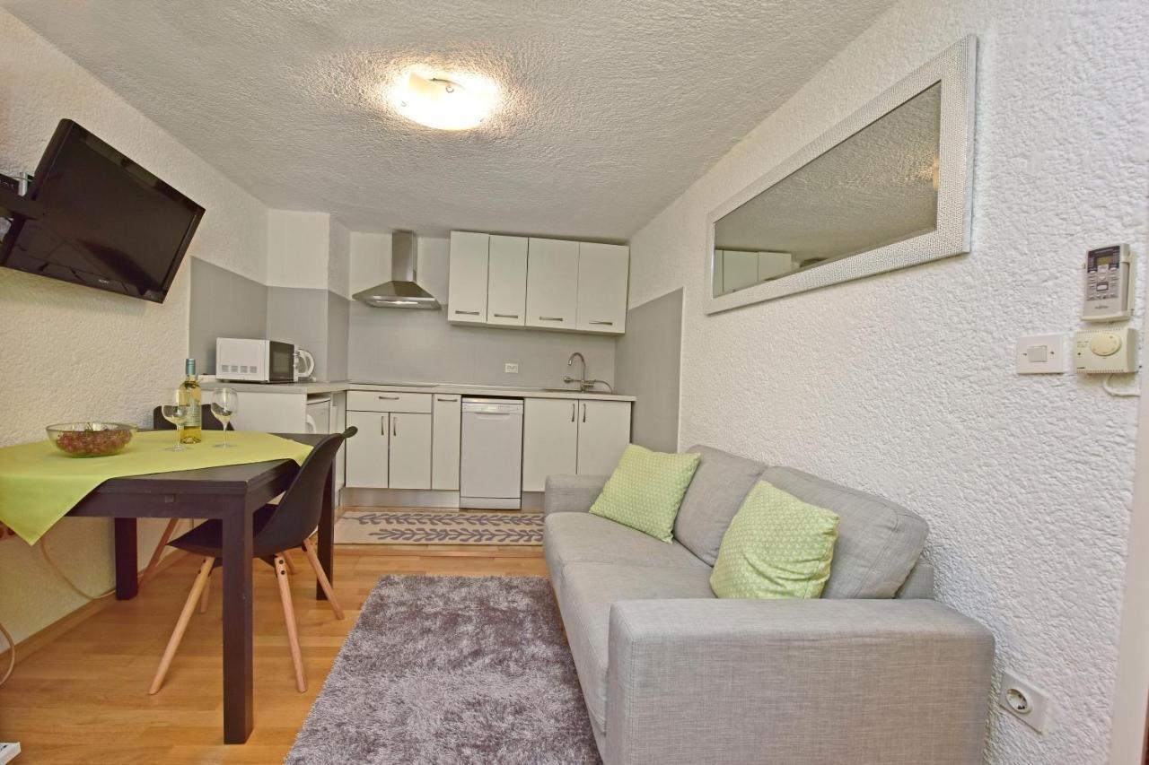 Apartment Corta City-Centre Porec Ngoại thất bức ảnh